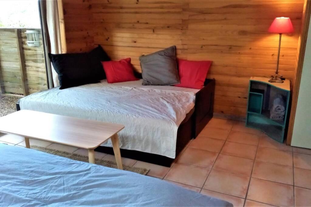 Studio 32M2 - Dans Propriete Avec Vue Imprenable Sur Le Lac Du Salagou Liausson المظهر الخارجي الصورة